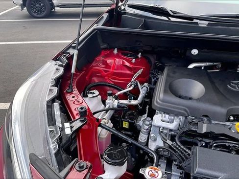 Used 2025 Toyota RAV4 XLE image 29