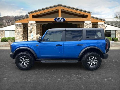Used 2025 Ford Bronco Badlands AWD/4WD image 7