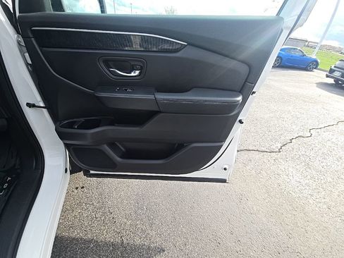 Certified 2023 Honda Pilot Elite image 33