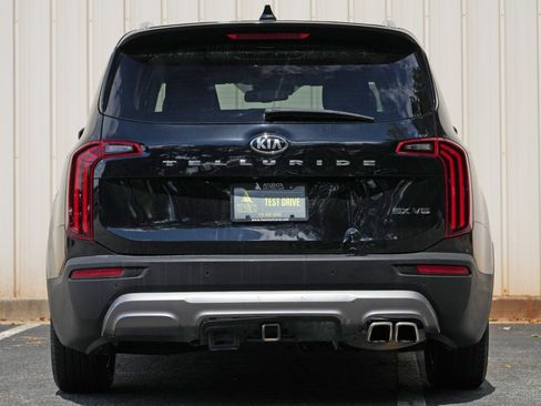 Used 2020 Kia Telluride EX w/ EX Premium Package FWD image 10