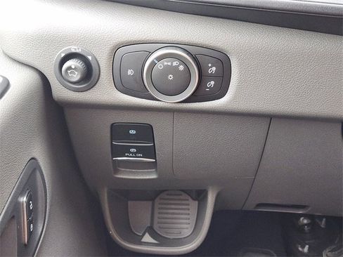 Used 2025 Ford Transit 350 XLT RWD image 22