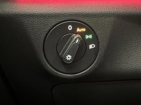 Used 2020 Volkswagen Jetta GLI Autobahn image 24