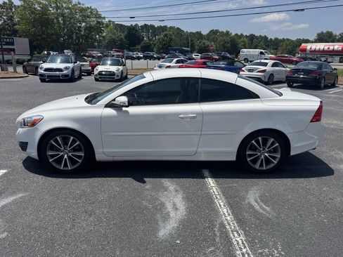 Used 2013 Volvo C70 T5 FWD image 3
