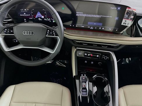 Used 2025 Audi Q5 Premium w/ Convenience Package AWD/4WD image 6