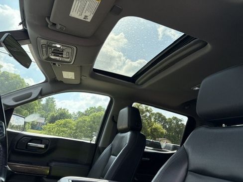 Used 2019 Chevrolet Silverado 1500 LT Trail Boss AWD/4WD image 16