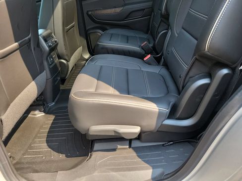 Used 2020 GMC Acadia Denali w/ Denali Ultimate Package AWD/4WD image 30