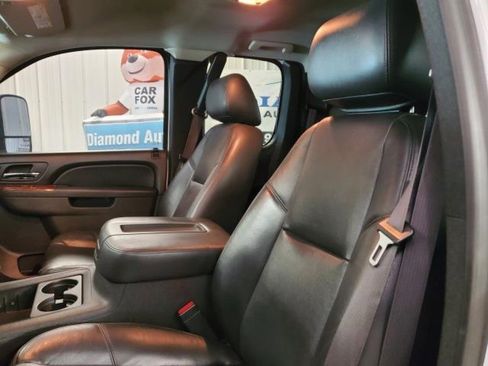 Used 2011 Chevrolet Silverado 2500 LTZ w/ Snow Plow Prep Package image 15