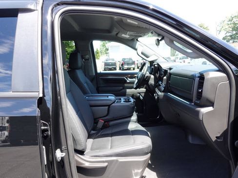 Used 2023 Chevrolet Silverado 1500 LT AWD/4WD image 32