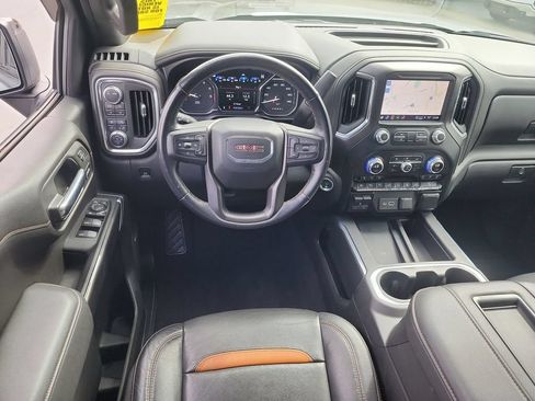 Used 2021 GMC Sierra 1500 AT4 w/ AT4 Premium Package AWD/4WD image 10