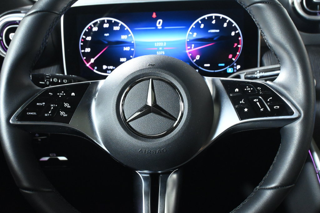 Certified 2026 Mercedes-Benz GLC 300 4MATIC image 19