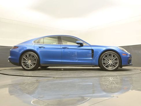 Certified 2017 Porsche Panamera 4S AWD/4WD image 37