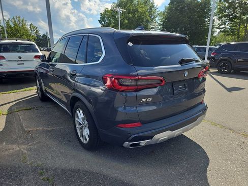 Used 2019 BMW X5 xDrive40i w/ Convenience Package AWD/4WD image 2