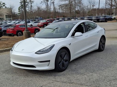 Used 2019 Tesla Model 3 Mid Range image 3