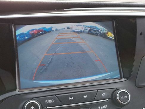 Used 2017 Buick Envision Essence image 19