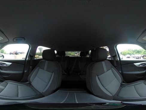 Used 2026 Chevrolet Blazer LT AWD/4WD image 36