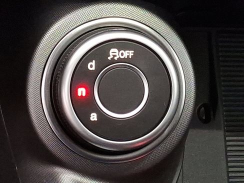 New 2025 Alfa Romeo Tonale image 17