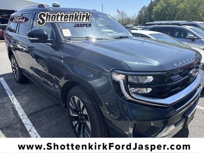 Used 2025 Ford Expedition Platinum w/ Driver's Package