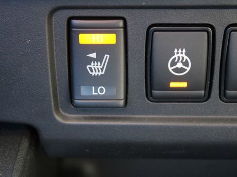 Used 2023 Nissan Frontier SV w/ SV Convenience Package image 47