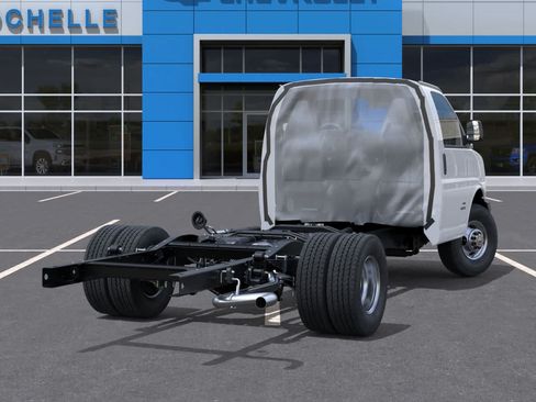 New 2025 Chevrolet Express 3500 w/ Power Convenience Package RWD image 4