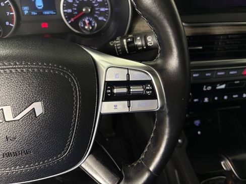 Used 2022 Kia Telluride EX w/ EX Premium Package AWD/4WD image 22