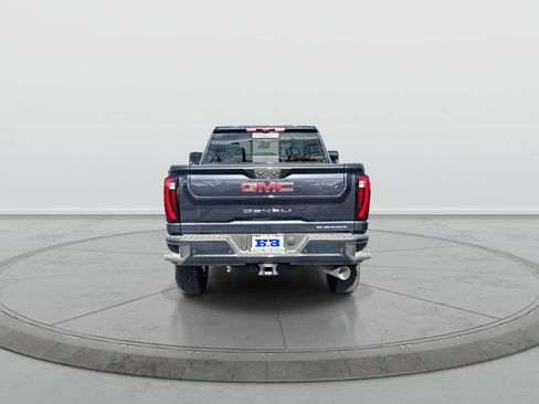 New 2025 GMC Sierra 2500 Denali w/ Denali Reserve Package AWD/4WD image 7