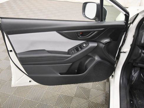 Used 2023 Subaru Crosstrek 2.0i Premium image 13