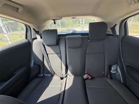 Used 2018 Honda HR-V LX image 19