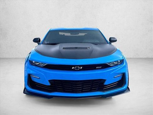 Used 2022 Chevrolet Camaro SS RWD image 3