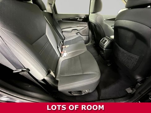 Used 2020 Kia Sorento LX AWD/4WD image 22