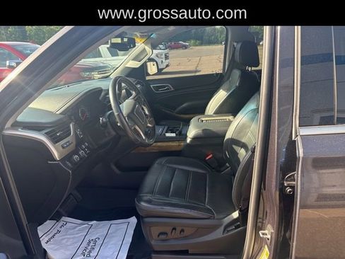 Used 2017 GMC Yukon Denali w/ Open Road Package AWD/4WD image 10