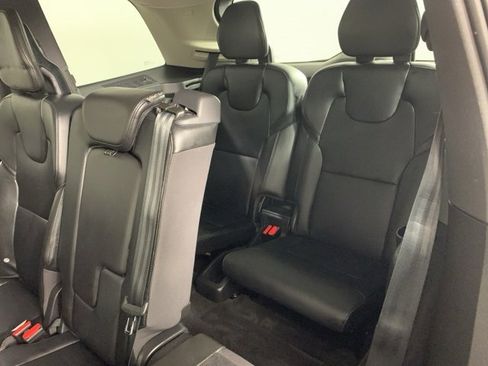 Used 2022 Volvo XC90 T5 Momentum w/ Advanced Package image 34