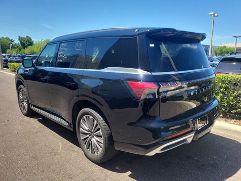 Certified 2025 INFINITI QX80 Luxe AWD/4WD image 4