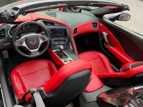 Used 2014 Chevrolet Corvette Stingray Convertible w/ 3LT Preferred Equipment Group RWD image 18