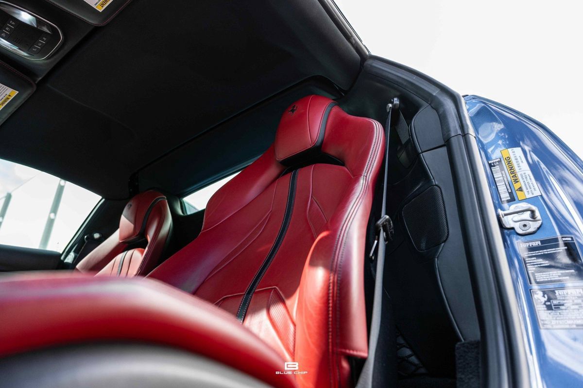 Used 2021 Ferrari 812 GTS RWD image 26