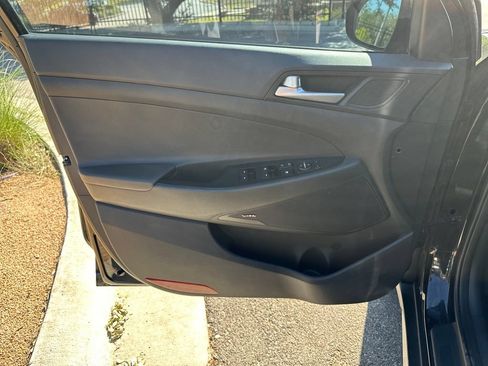 Used 2021 Hyundai Tucson Sport w/ Cargo Package FWD image 18
