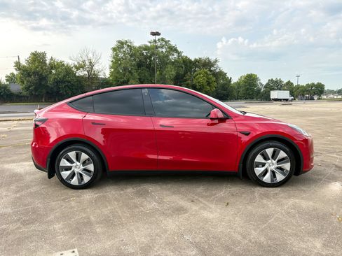 Used 2021 Tesla Model Y Long Range AWD/4WD image 15
