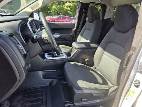 Used 2021 Chevrolet Colorado LT w/ Fleet Safety Package RWD image 9