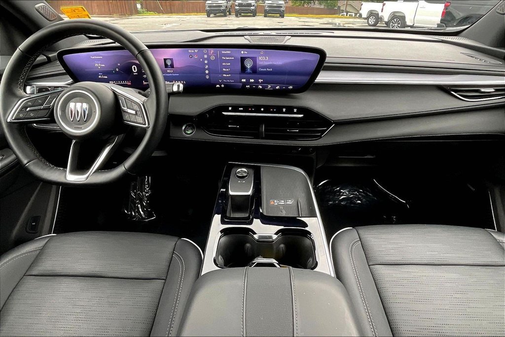 Used 2026 Buick Enclave Sport Touring FWD image 5
