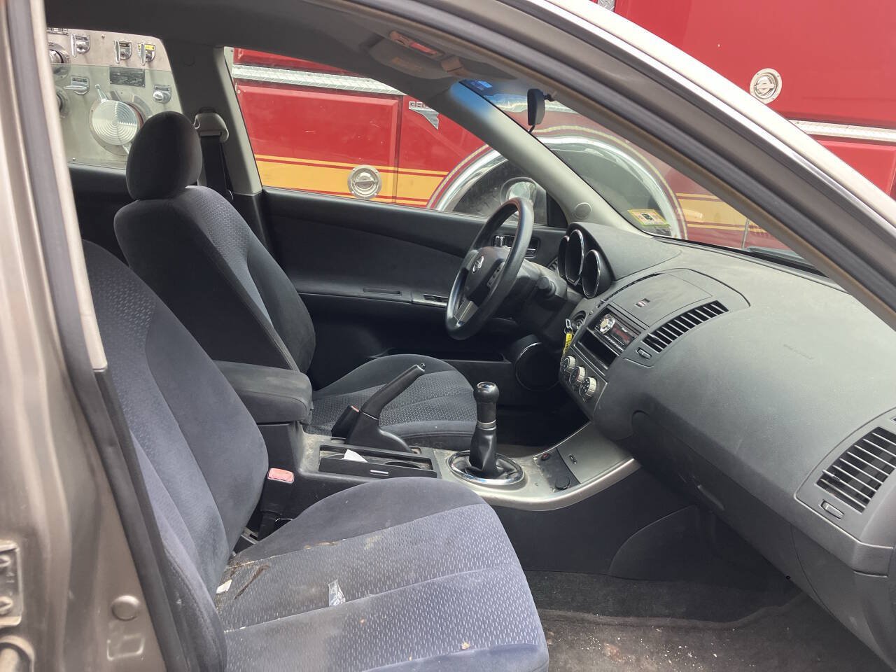 Used 2005 Nissan Altima 2.5 S FWD image 4