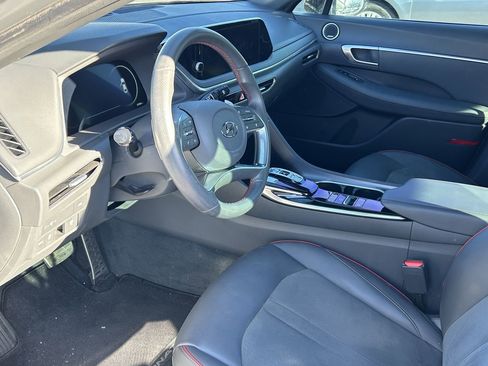 Used 2022 Hyundai Sonata SEL Plus w/ Preferred Accessory Package image 10