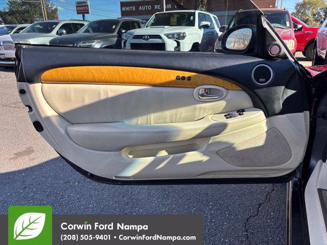 Used 2002 Lexus SC 430 Convertible RWD image 11