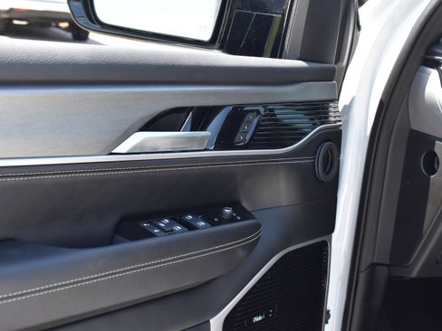 New 2026 Jeep Grand Wagoneer L Limited AWD/4WD image 26