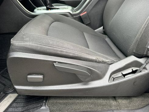 Certified 2017 Chevrolet Colorado LT w/ LT Convenience Package RWD image 13