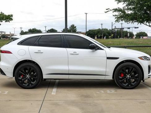 Used 2025 Jaguar F-PACE R-Dynamic S AWD/4WD image 7