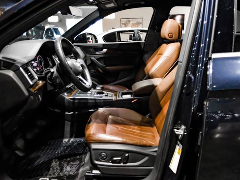 Used 2018 Audi Q5 2.0T Premium Plus w/ Premium Plus Package image 4