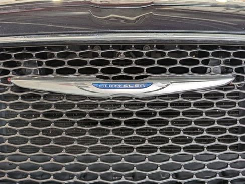 Used 2017 Chrysler 300 C w/ Safetytec Plus Group image 52