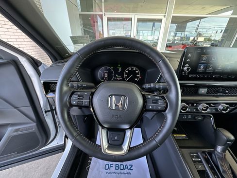 Used 2024 Honda CR-V Sport Touring image 12