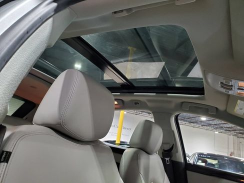 Used 2015 Cadillac SRX Performance w/ Driver Awareness Package FWD image 16
