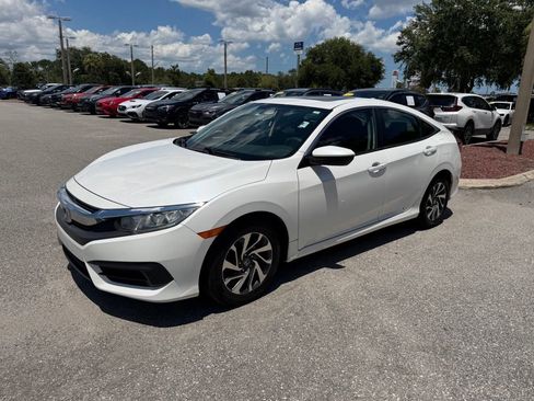 Used 2018 Honda Civic EX image 11