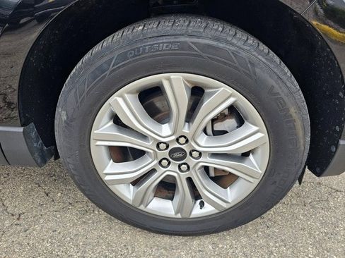 Used 2024 Ford Edge Titanium image 5